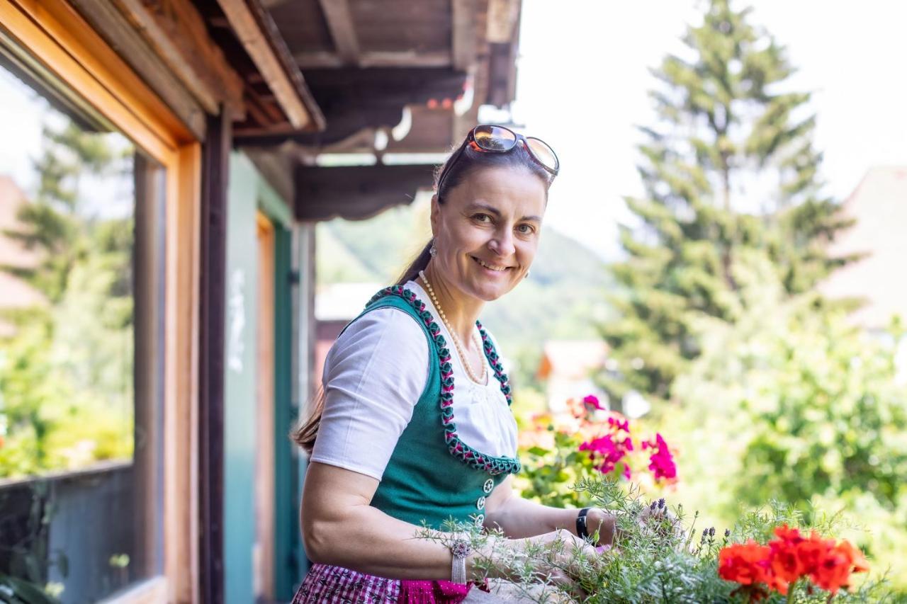 Alpenrelax Haus Weidmannsheil Wohnen Im Romantischen Forsthaus 韦尔芬 外观 照片